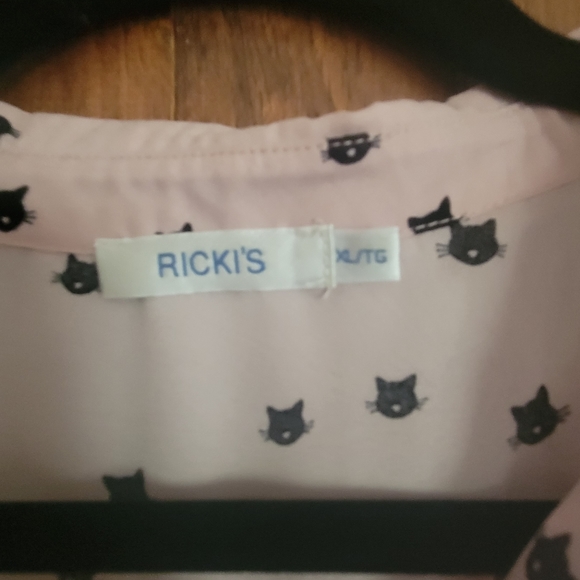 Cat Print Blouse - Picture 3 of 3